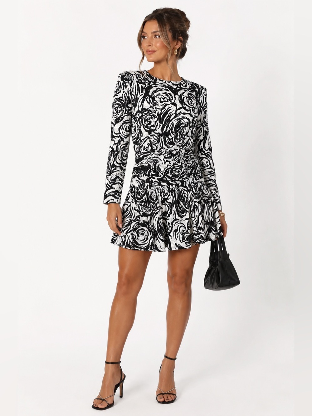 NWT Bar III Blk White Abstract Rose Print Ruched Mini Dress M Long Sleeve ballet